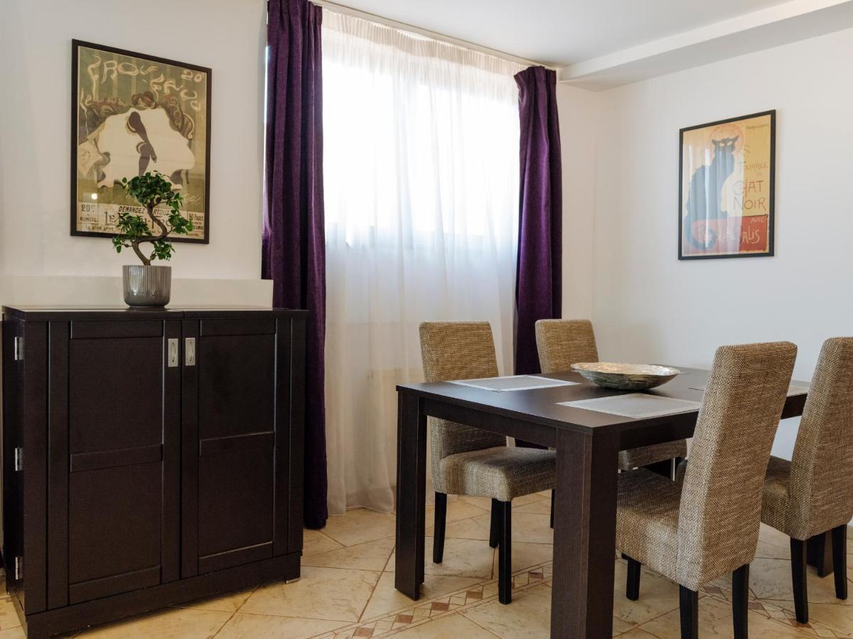 Amazing City View Residences - Penthouse & Apartment Bukarest Kültér fotó