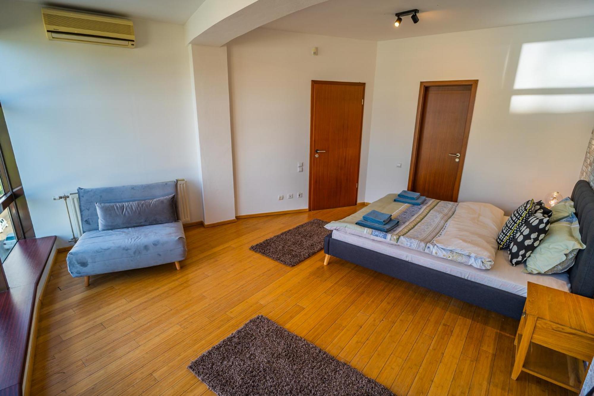 Amazing City View Residences - Penthouse & Apartment Bukarest Kültér fotó