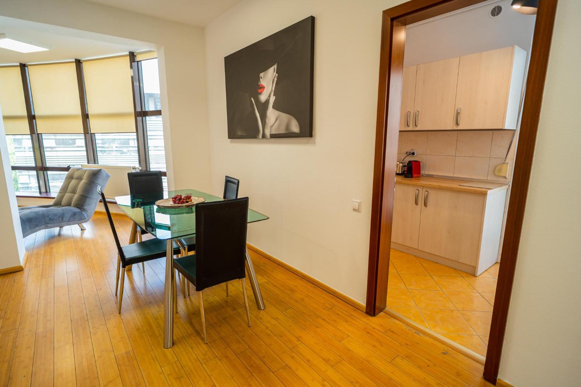 Amazing City View Residences - Penthouse & Apartment Bukarest Kültér fotó